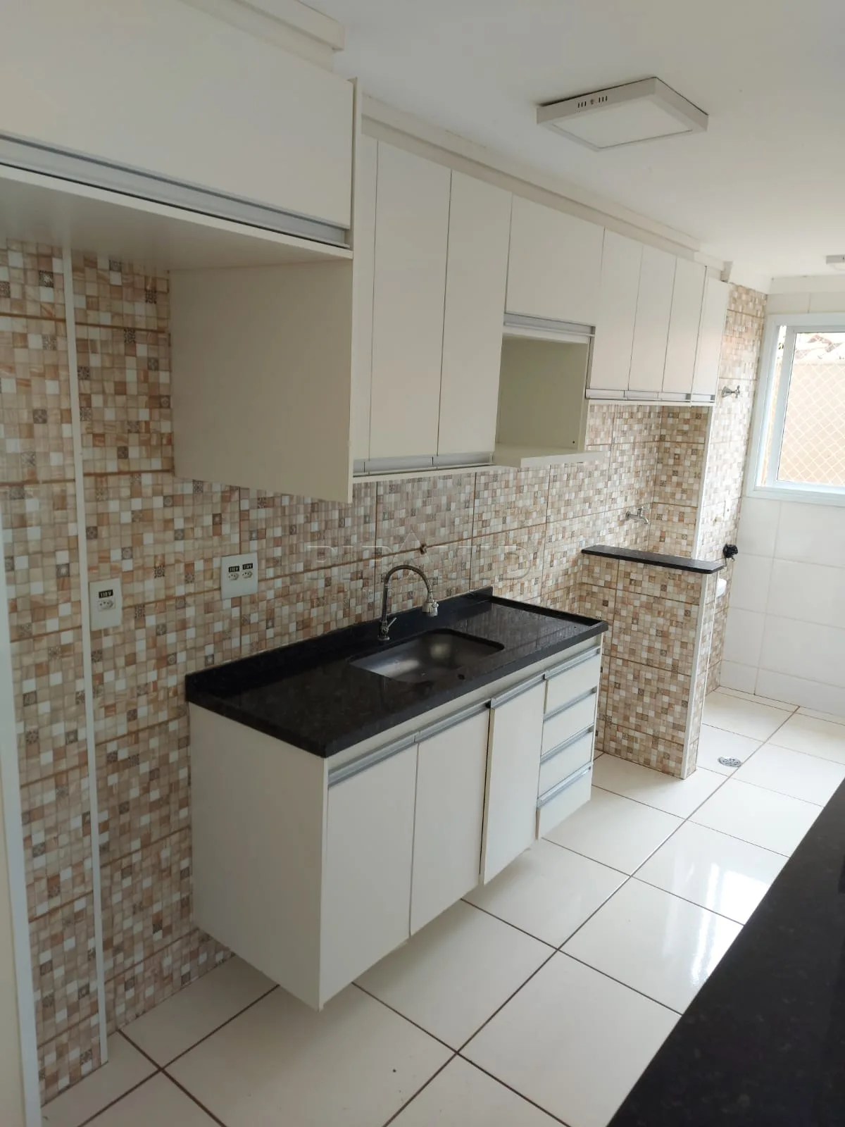 Alugar Apartamento / Padr&atilde;o em Ribeir&atilde;o Preto R$ 1.200,00 - Foto 11