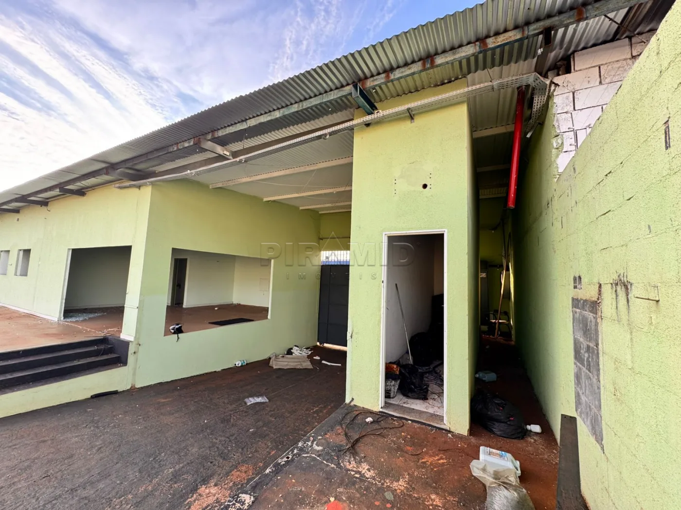 Alugar Comercial / Galp&atilde;o  Barrac&atilde;o em Ribeir&atilde;o Preto R$ 15.000,00 - Foto 7