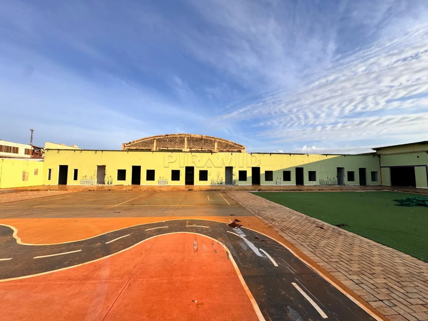 Alugar Comercial / Galp&atilde;o  Barrac&atilde;o em Ribeir&atilde;o Preto R$ 15.000,00 - Foto 9