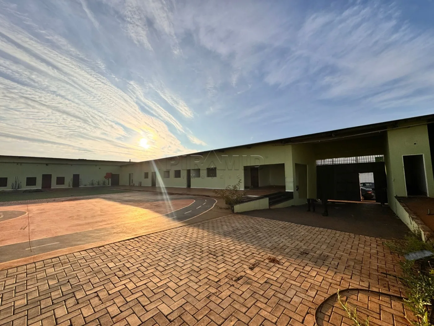Alugar Comercial / Galp&atilde;o  Barrac&atilde;o em Ribeir&atilde;o Preto R$ 15.000,00 - Foto 11