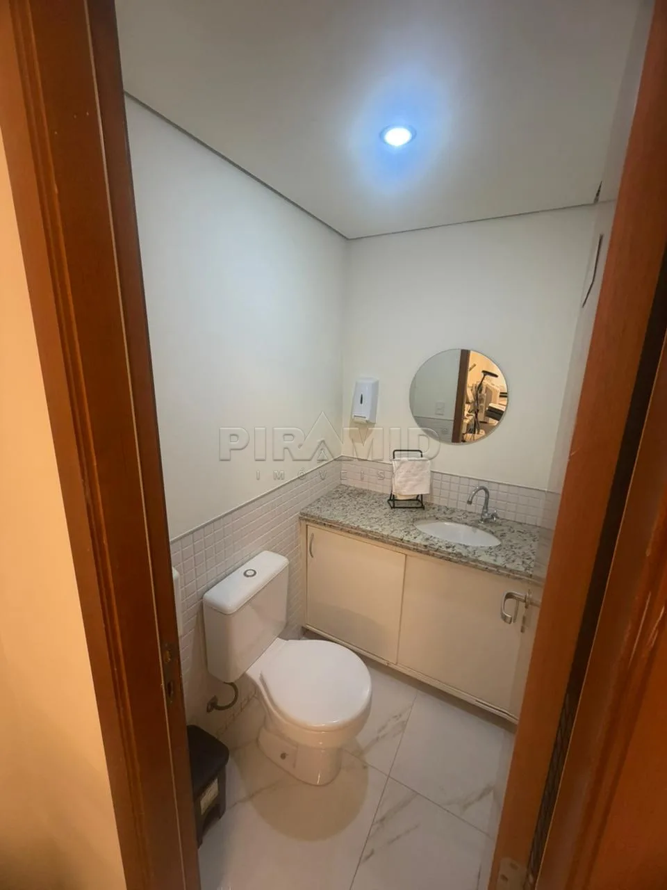 Alugar Comercial / Sala em Ribeir&atilde;o Preto R$ 4.000,00 - Foto 15