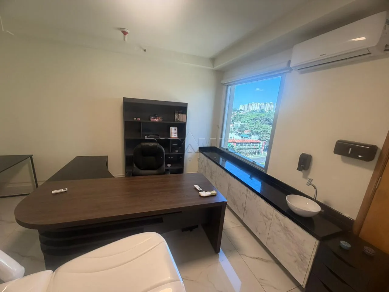 Alugar Comercial / Sala em Ribeir&atilde;o Preto R$ 4.000,00 - Foto 17