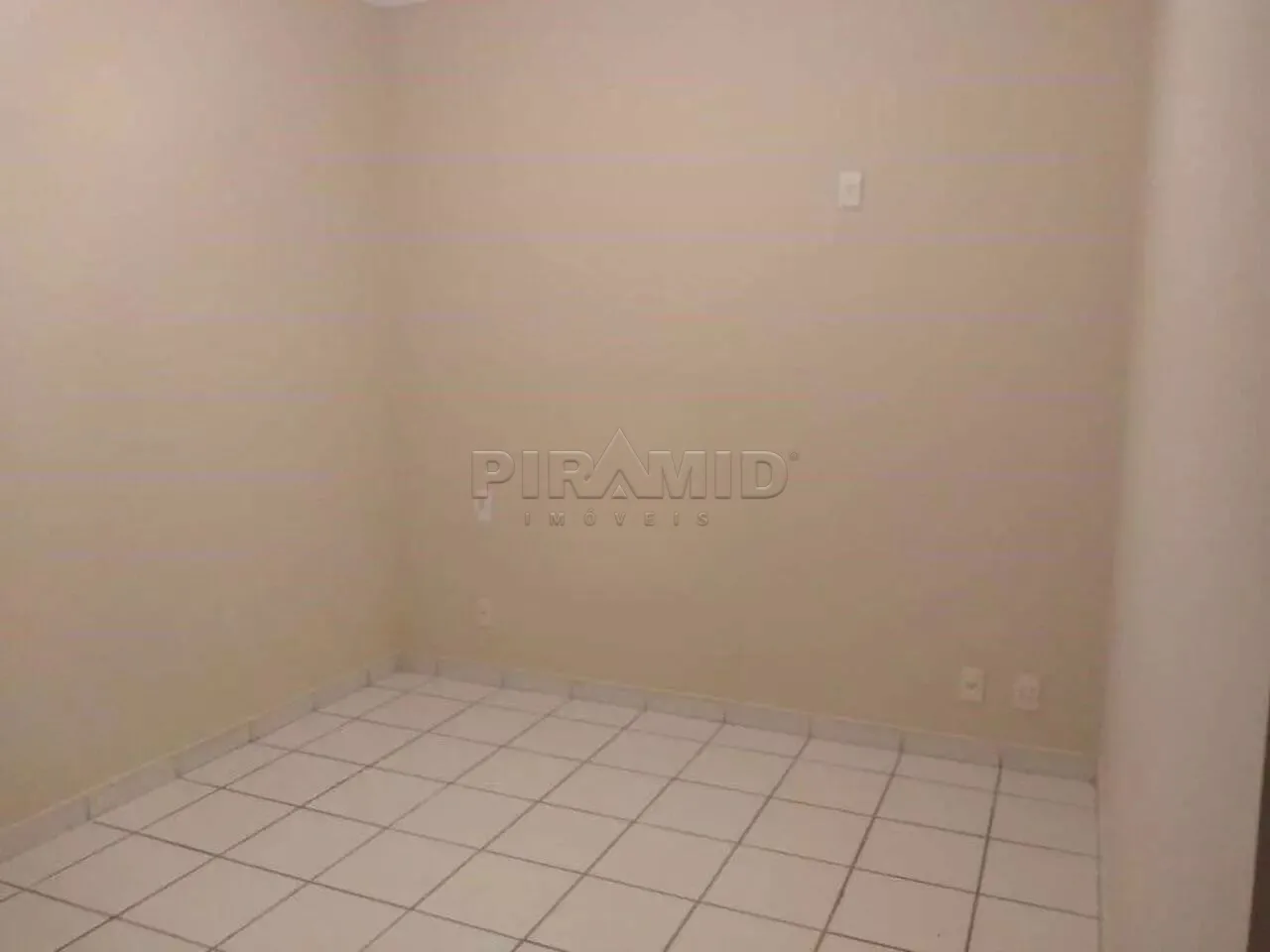 Alugar Apartamento / Padr&atilde;o em Ribeir&atilde;o Preto R$ 1.550,00 - Foto 4