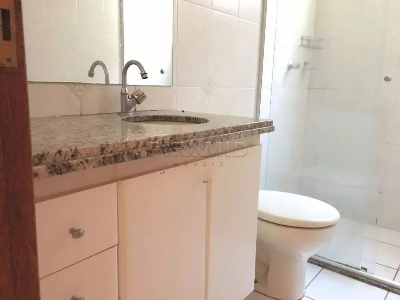 Alugar Apartamento / Padr&atilde;o em Ribeir&atilde;o Preto R$ 1.550,00 - Foto 5