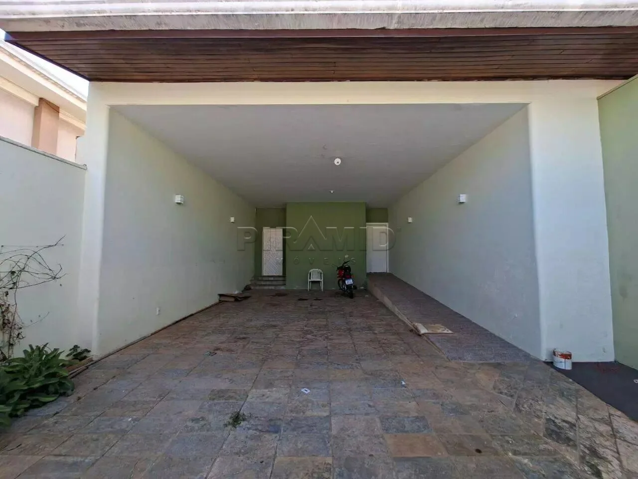 Alugar Comercial / Casa em Ribeir&atilde;o Preto R$ 8.900,00 - Foto 1