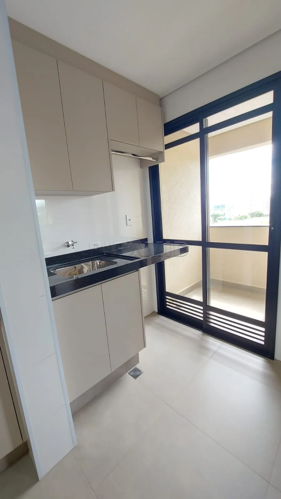 Alugar Apartamento / Padr&atilde;o em Ribeir&atilde;o Preto R$ 4.100,00 - Foto 9