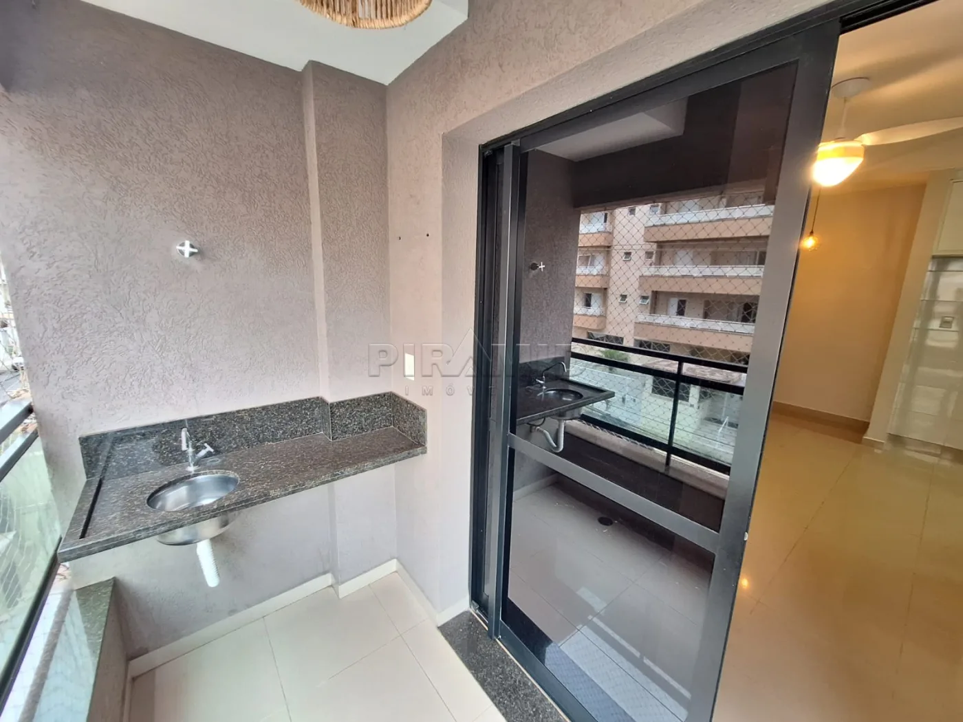 Alugar Apartamento / Padr&atilde;o em Ribeir&atilde;o Preto R$ 1.800,00 - Foto 5