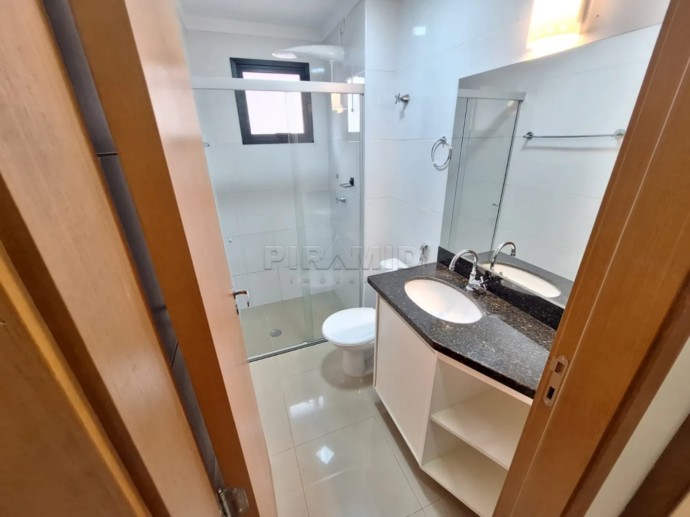 Alugar Apartamento / Padr&atilde;o em Ribeir&atilde;o Preto R$ 1.800,00 - Foto 9