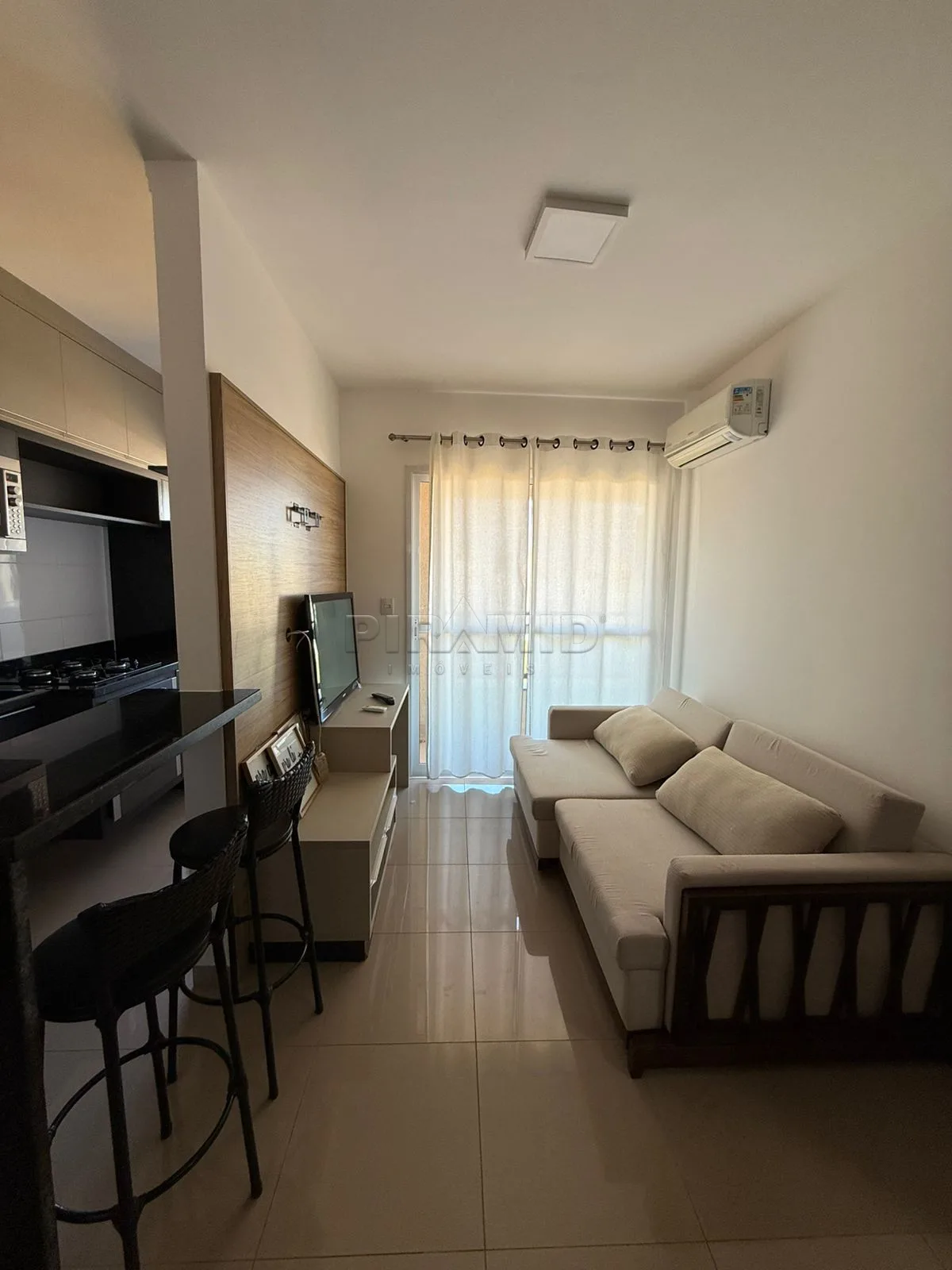 Alugar Apartamento / Padr&atilde;o em Ribeir&atilde;o Preto R$ 2.650,00 - Foto 1