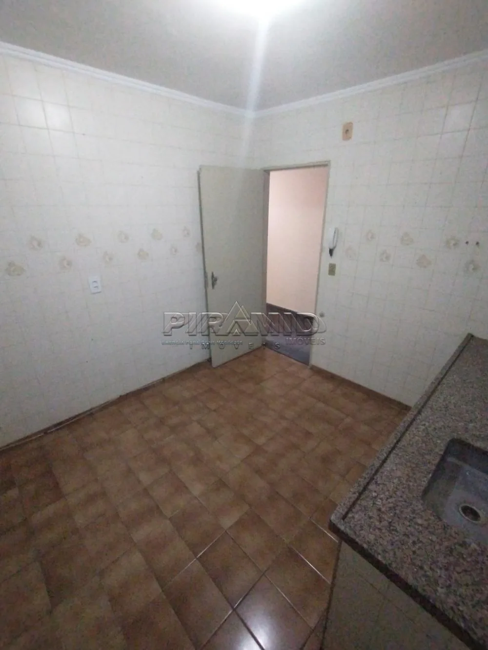 Alugar Apartamento / Padr&atilde;o em Ribeir&atilde;o Preto R$ 1.400,00 - Foto 5
