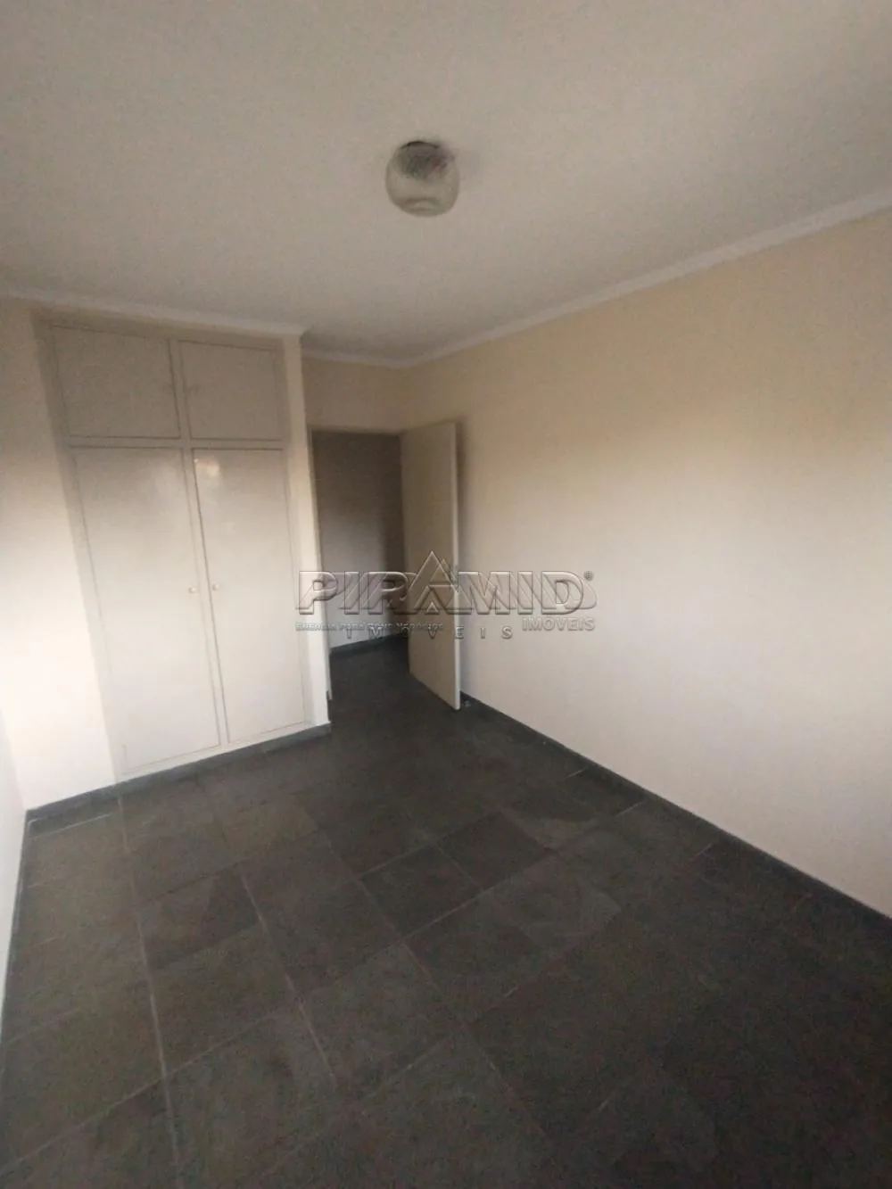 Alugar Apartamento / Padr&atilde;o em Ribeir&atilde;o Preto R$ 1.400,00 - Foto 12