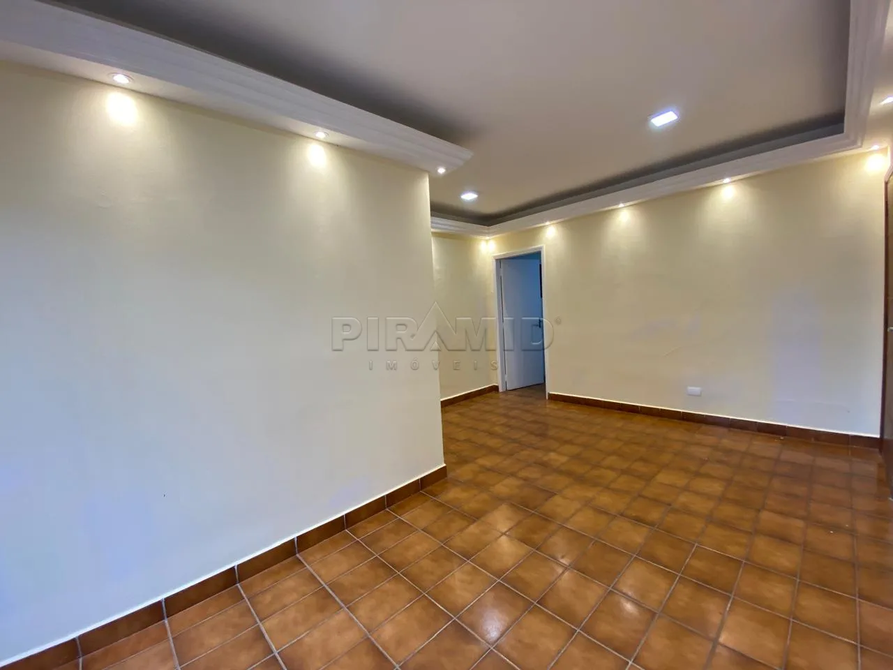 Alugar Apartamento / Padr&atilde;o em Ribeir&atilde;o Preto R$ 1.500,00 - Foto 3