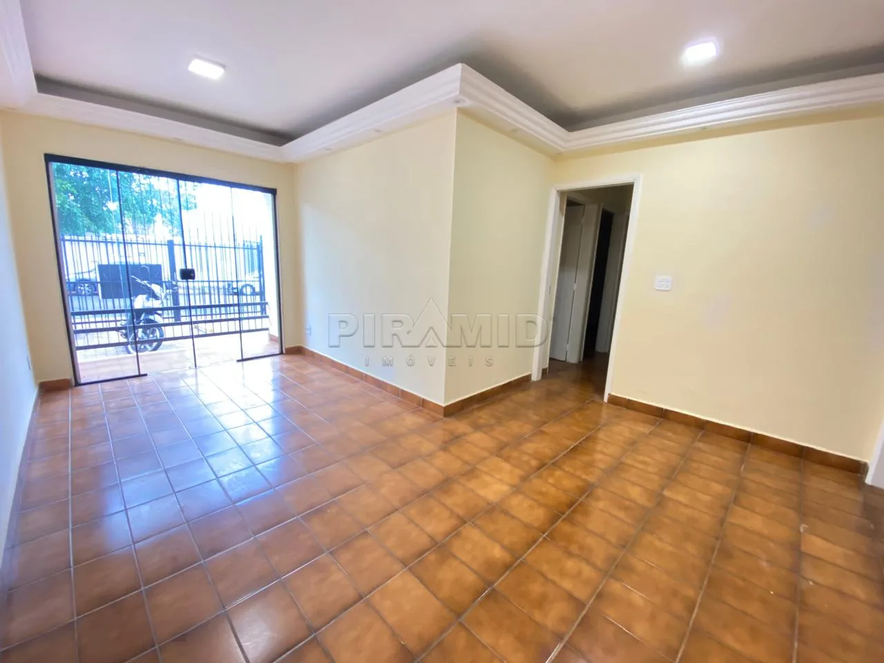 Alugar Apartamento / Padr&atilde;o em Ribeir&atilde;o Preto R$ 1.500,00 - Foto 5