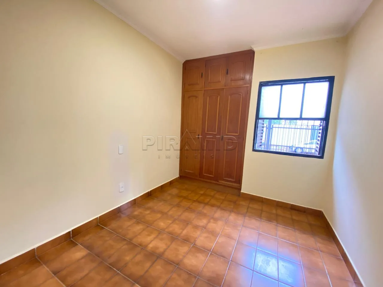 Alugar Apartamento / Padr&atilde;o em Ribeir&atilde;o Preto R$ 1.500,00 - Foto 6