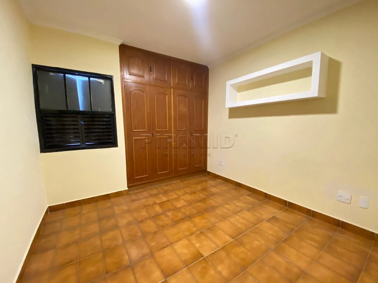 Alugar Apartamento / Padr&atilde;o em Ribeir&atilde;o Preto R$ 1.500,00 - Foto 13
