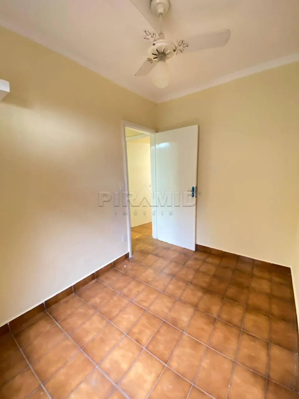 Alugar Apartamento / Padr&atilde;o em Ribeir&atilde;o Preto R$ 1.500,00 - Foto 15