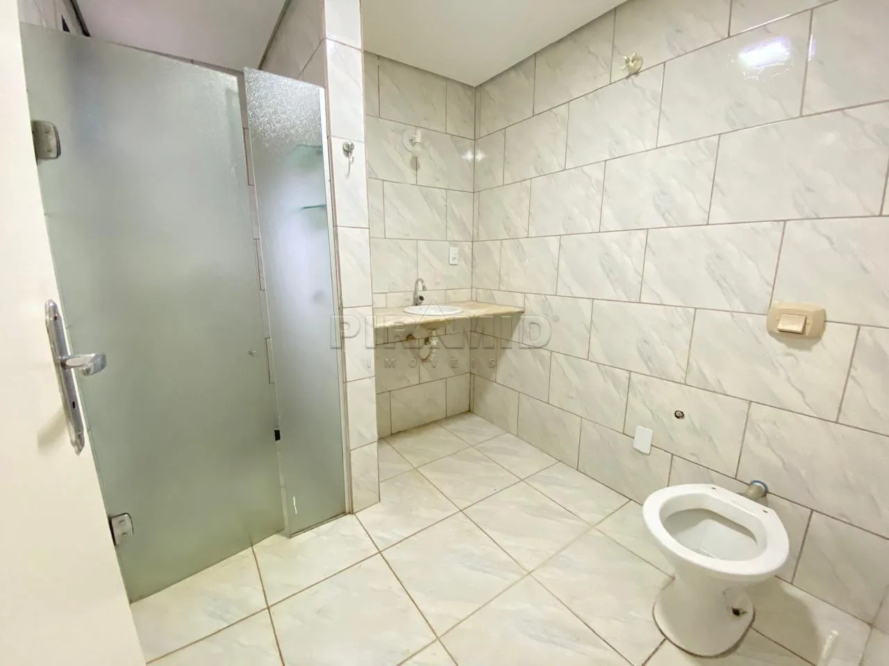 Alugar Apartamento / Padr&atilde;o em Ribeir&atilde;o Preto R$ 1.500,00 - Foto 20