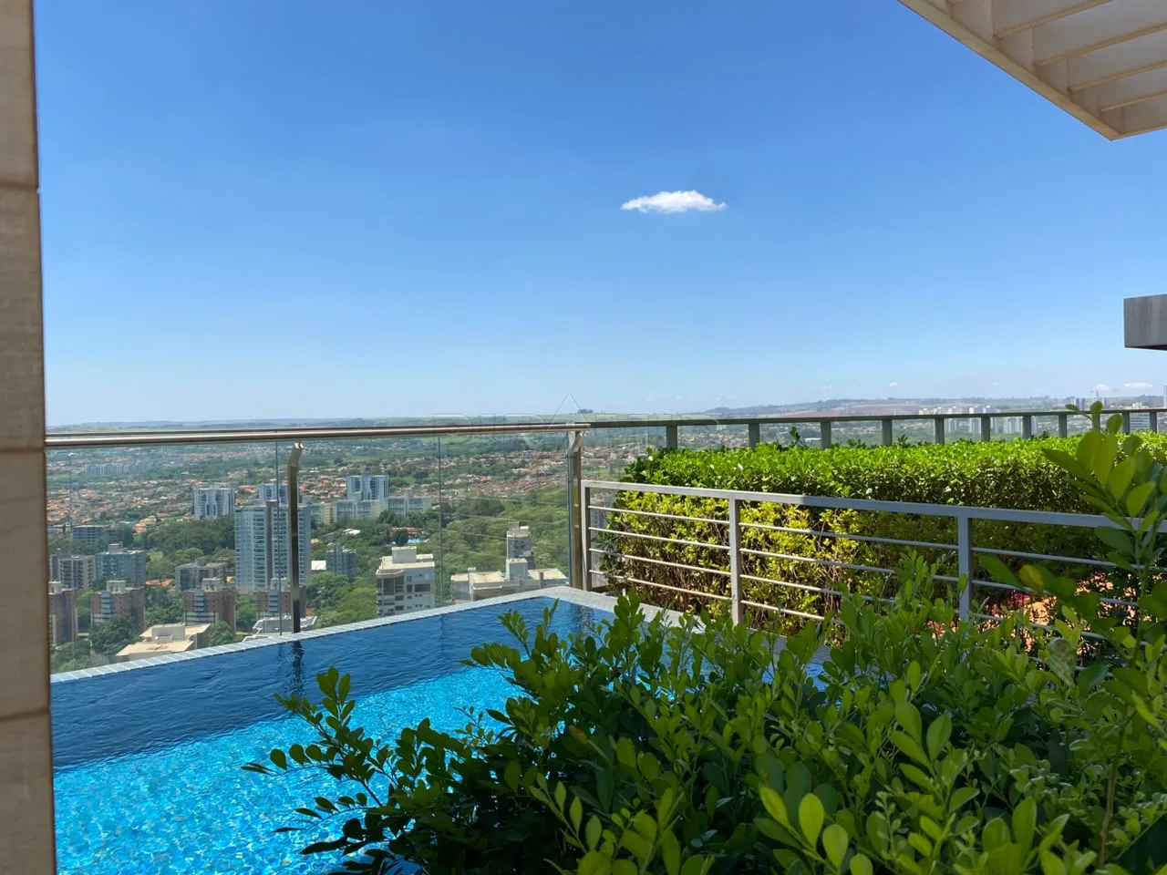 Alugar Apartamento / Padr&atilde;o em Ribeir&atilde;o Preto R$ 5.990,00 - Foto 16