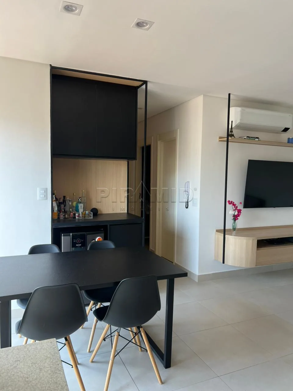Comprar Apartamento / Padr&atilde;o em Ribeir&atilde;o Preto R$ 750.000,00 - Foto 2