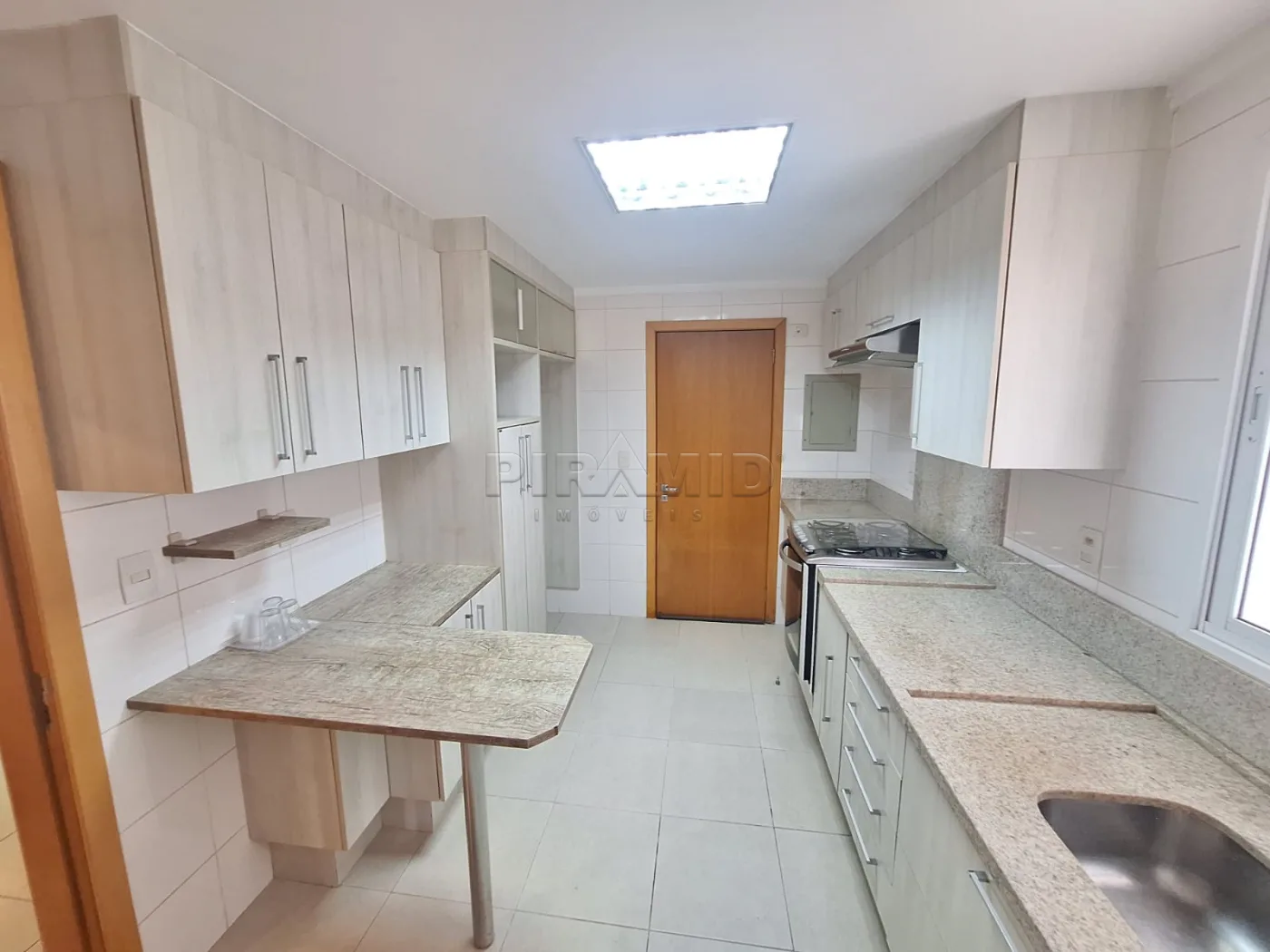 Alugar Apartamento / Padr&atilde;o em Ribeir&atilde;o Preto R$ 4.900,00 - Foto 28