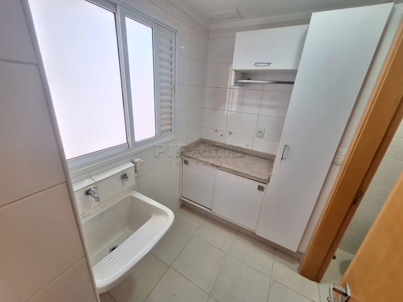 Alugar Apartamento / Padr&atilde;o em Ribeir&atilde;o Preto R$ 4.900,00 - Foto 31