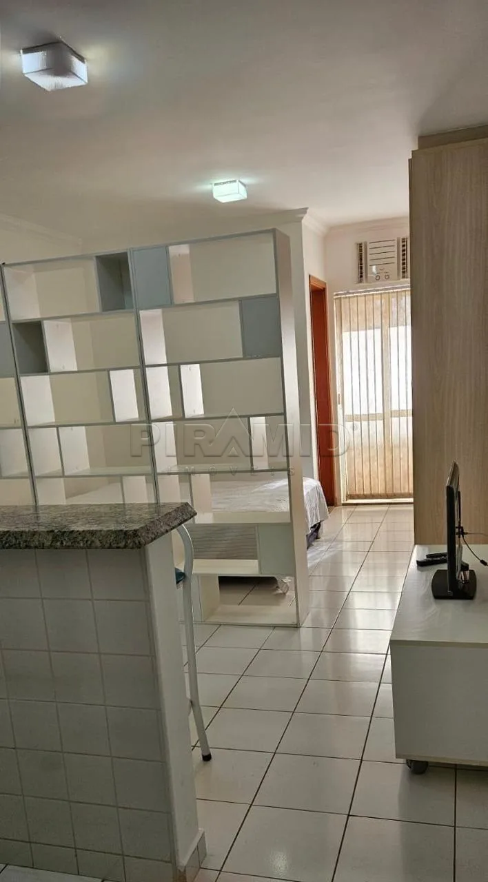 Alugar Apartamento / Kitchnet em Ribeir&atilde;o Preto R$ 1.700,00 - Foto 1