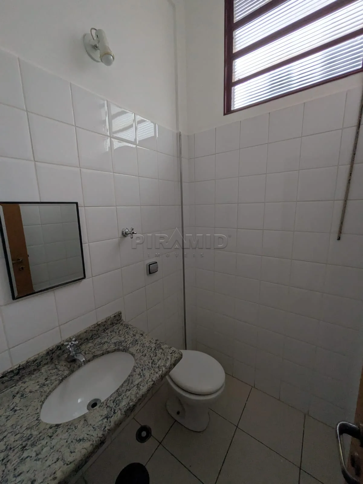 Alugar Comercial / Sala em Ribeir&atilde;o Preto R$ 1.600,00 - Foto 5