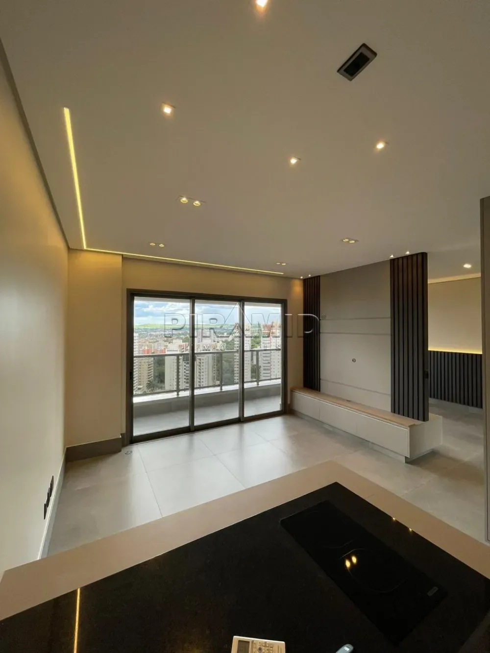 Alugar Apartamento / Padr&atilde;o em Ribeir&atilde;o Preto R$ 3.800,00 - Foto 1