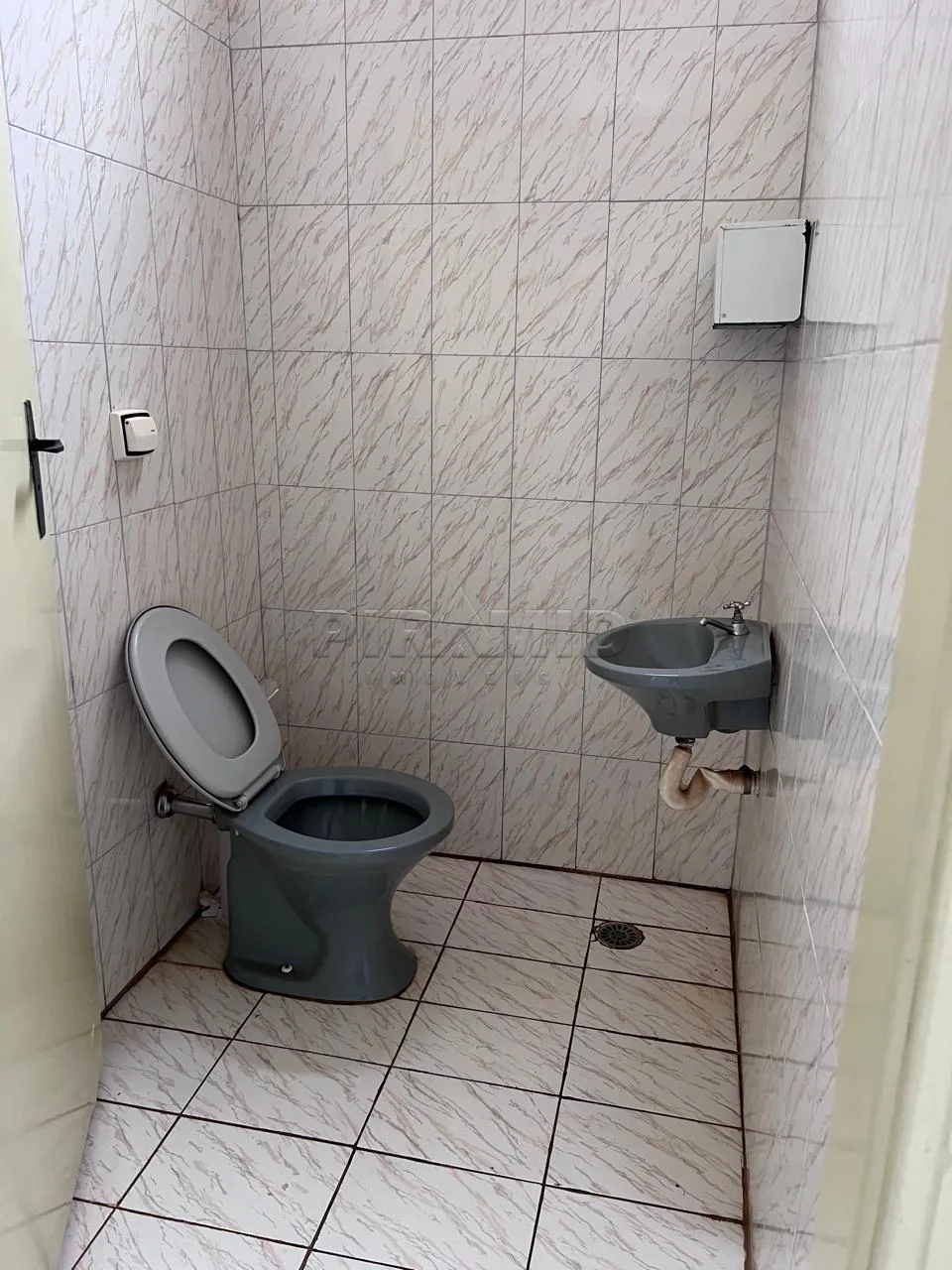 Alugar Comercial / Casa em Ribeir&atilde;o Preto R$ 3.500,00 - Foto 8