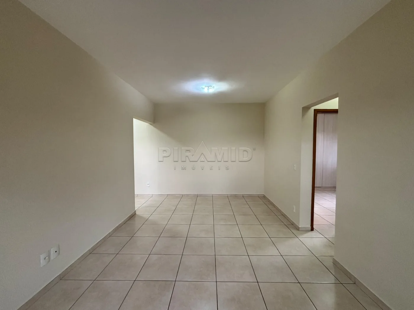 Alugar Apartamento / Padr&atilde;o em Ribeir&atilde;o Preto R$ 2.500,00 - Foto 1