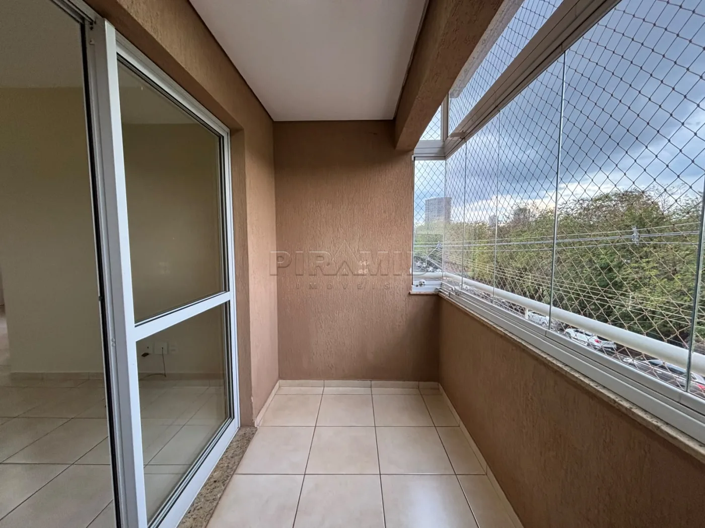 Alugar Apartamento / Padr&atilde;o em Ribeir&atilde;o Preto R$ 2.500,00 - Foto 4
