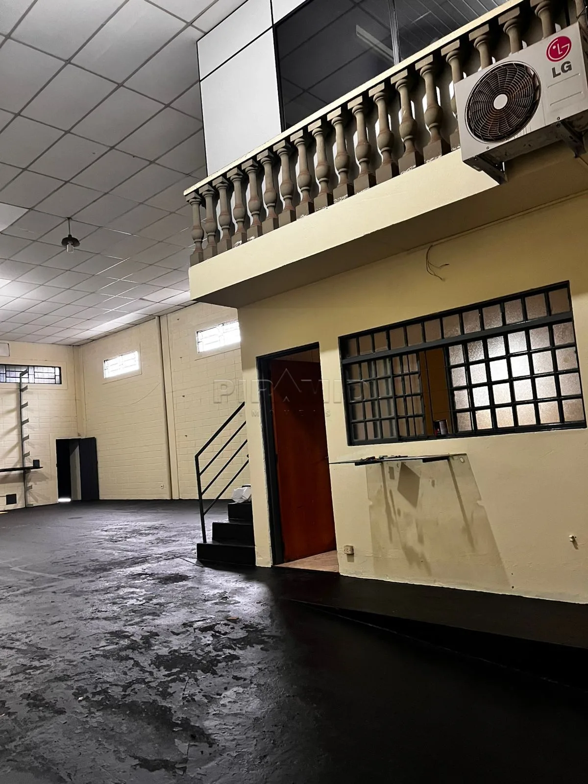 Alugar Comercial / Galp&atilde;o  Barrac&atilde;o em Ribeir&atilde;o Preto R$ 7.000,00 - Foto 4