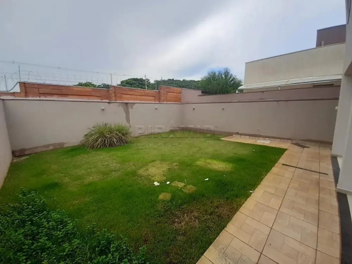 Alugar Casa / Condom&iacute;nio em Bonfim Paulista R$ 6.500,00 - Foto 3