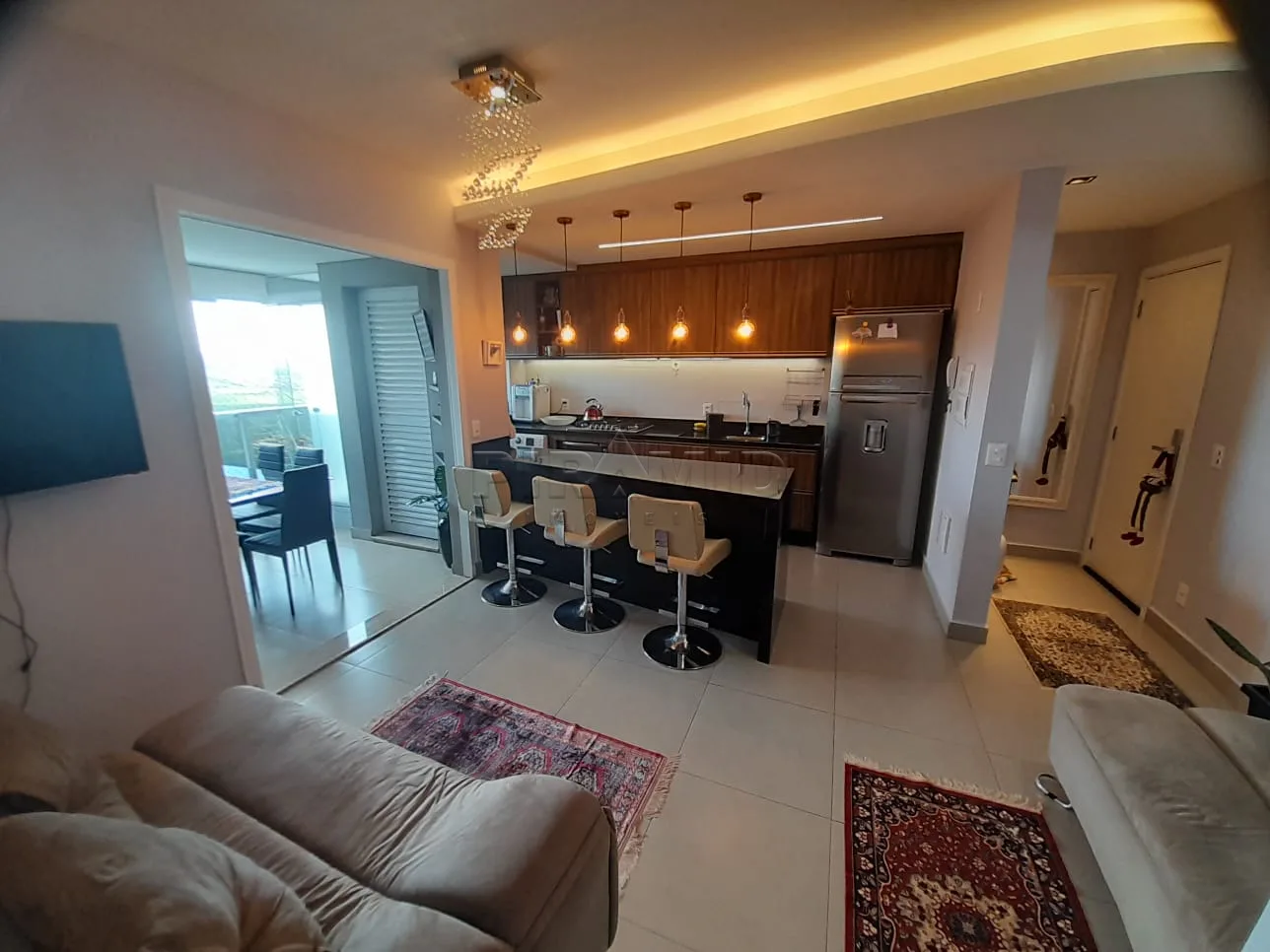 Alugar Apartamento / Padr&atilde;o em Ribeir&atilde;o Preto R$ 3.800,00 - Foto 2