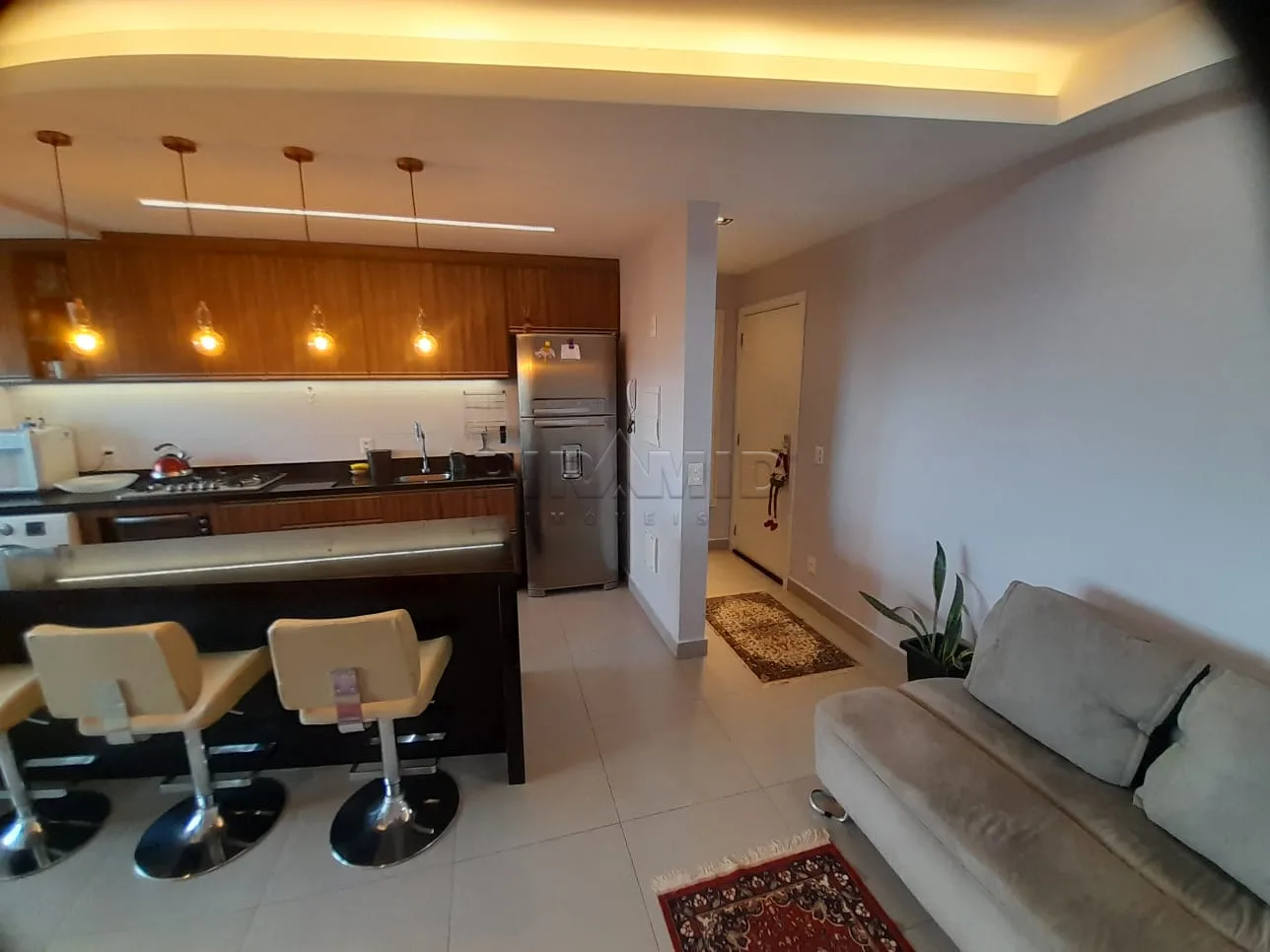 Alugar Apartamento / Padr&atilde;o em Ribeir&atilde;o Preto R$ 3.800,00 - Foto 4