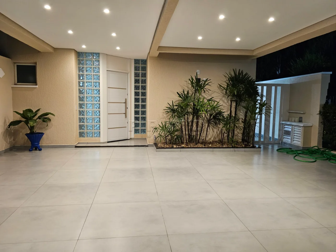 Alugar Casa / Condom&iacute;nio em Ribeir&atilde;o Preto R$ 6.500,00 - Foto 1