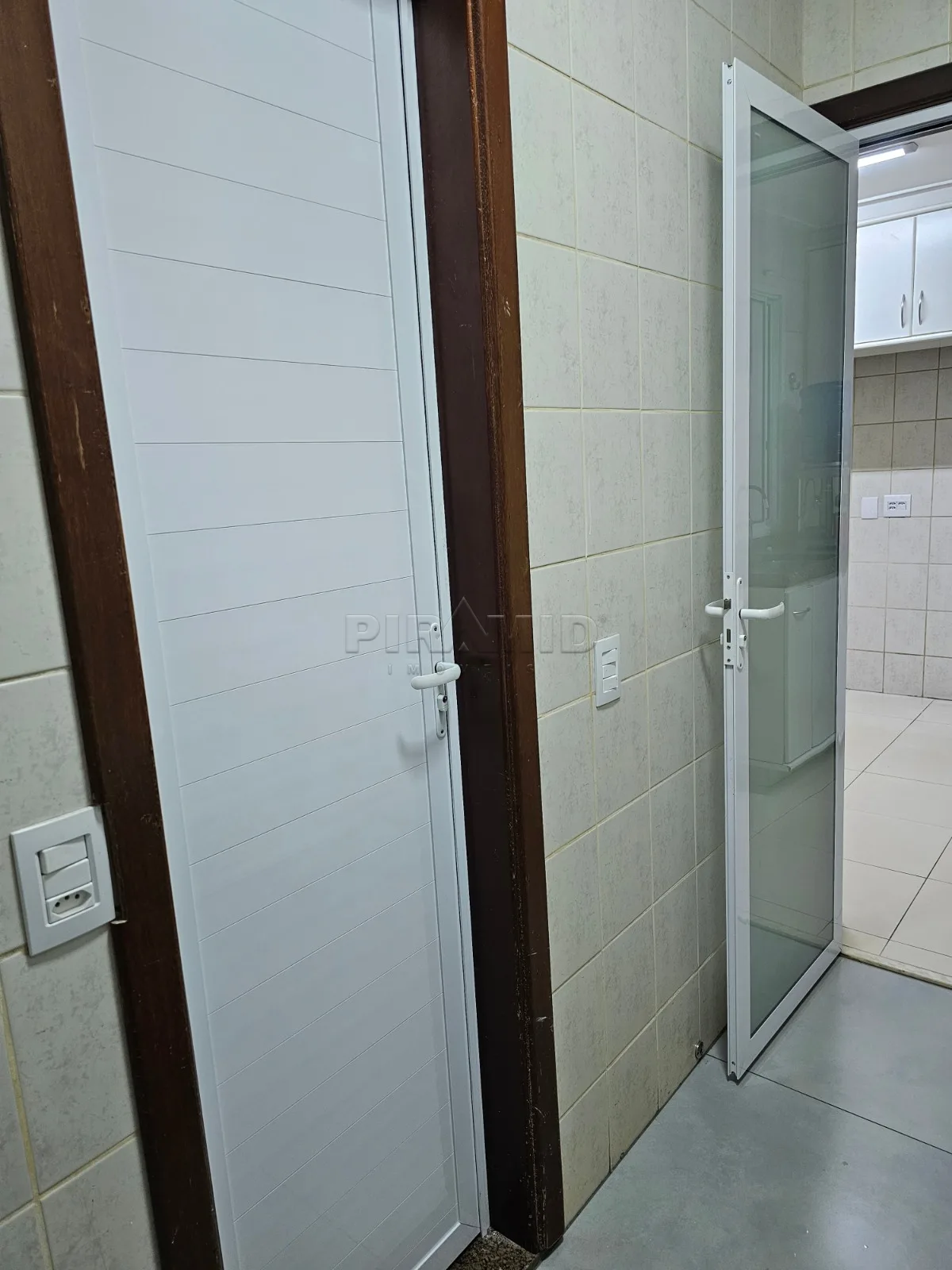 Alugar Casa / Condom&iacute;nio em Ribeir&atilde;o Preto R$ 6.500,00 - Foto 32