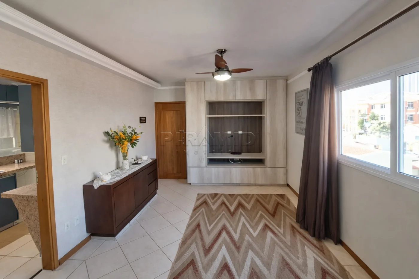 Alugar Apartamento / Padr&atilde;o em Ribeir&atilde;o Preto R$ 2.800,00 - Foto 2