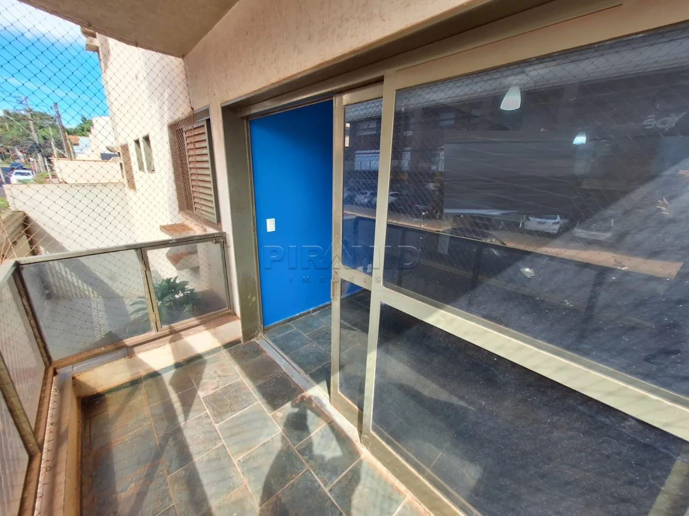 Alugar Apartamento / Padr&atilde;o em Ribeir&atilde;o Preto R$ 1.600,00 - Foto 3