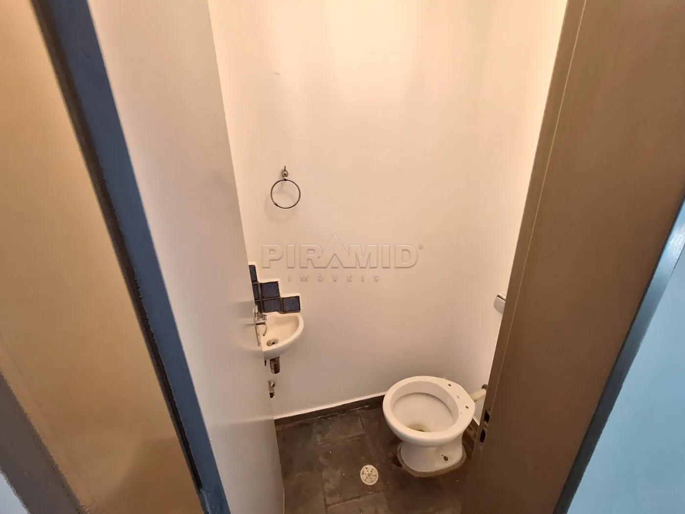 Alugar Apartamento / Padr&atilde;o em Ribeir&atilde;o Preto R$ 1.600,00 - Foto 4