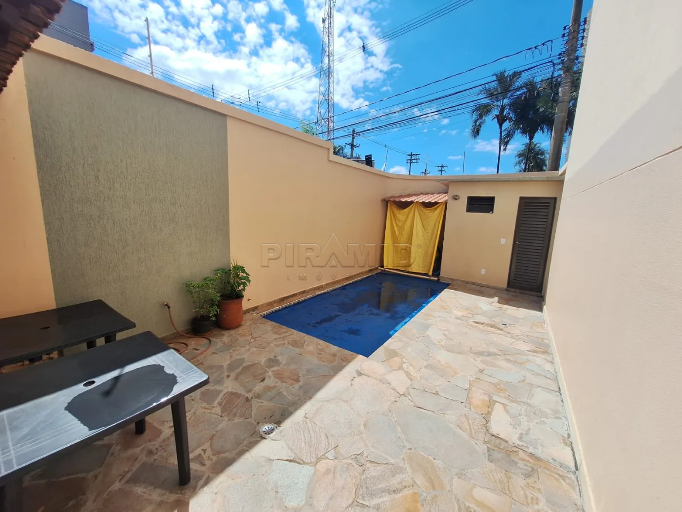 Alugar Apartamento / Padr&atilde;o em Ribeir&atilde;o Preto R$ 1.600,00 - Foto 17