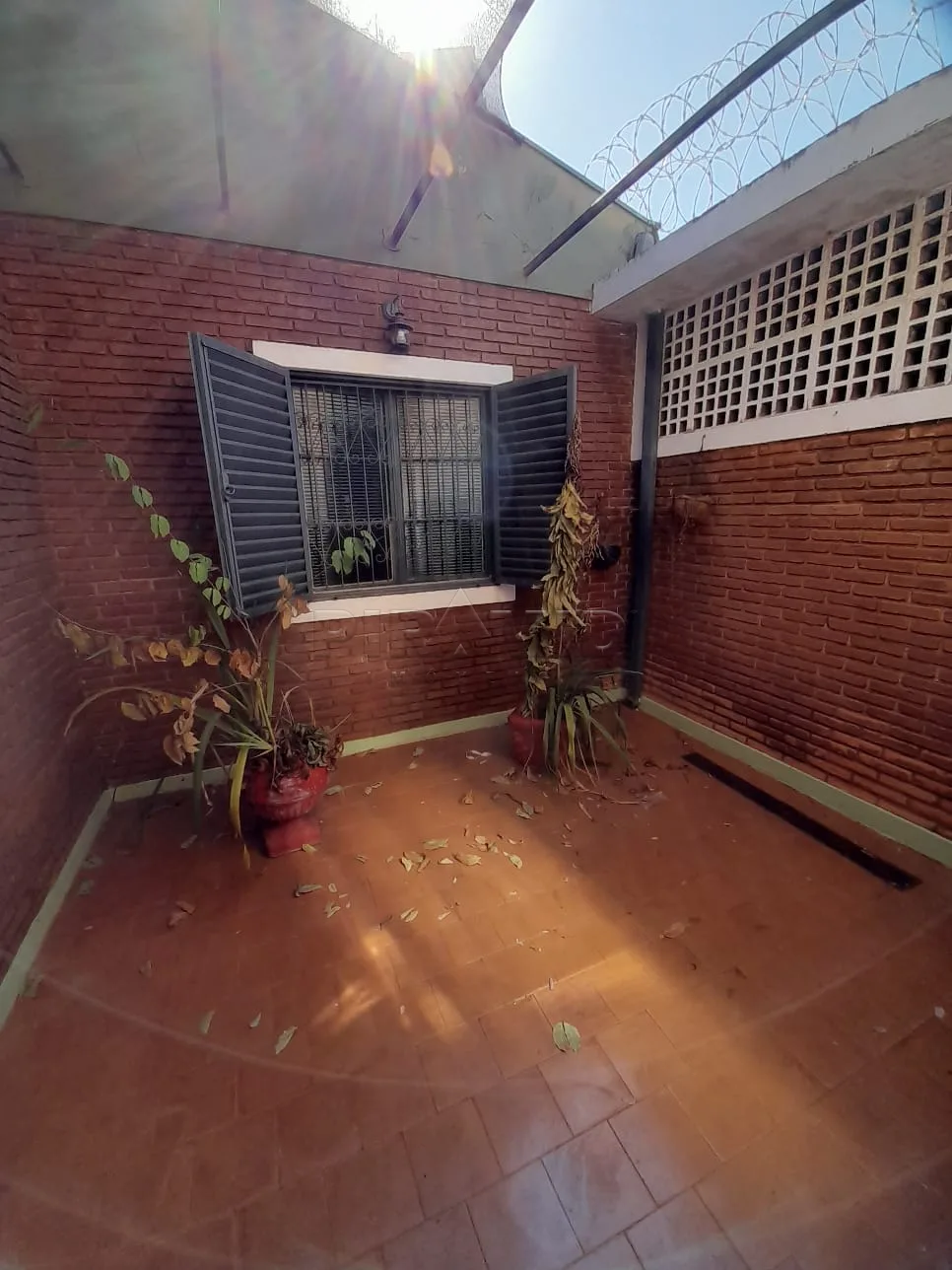 Alugar Casa / Padr&atilde;o em Ribeir&atilde;o Preto R$ 3.000,00 - Foto 6