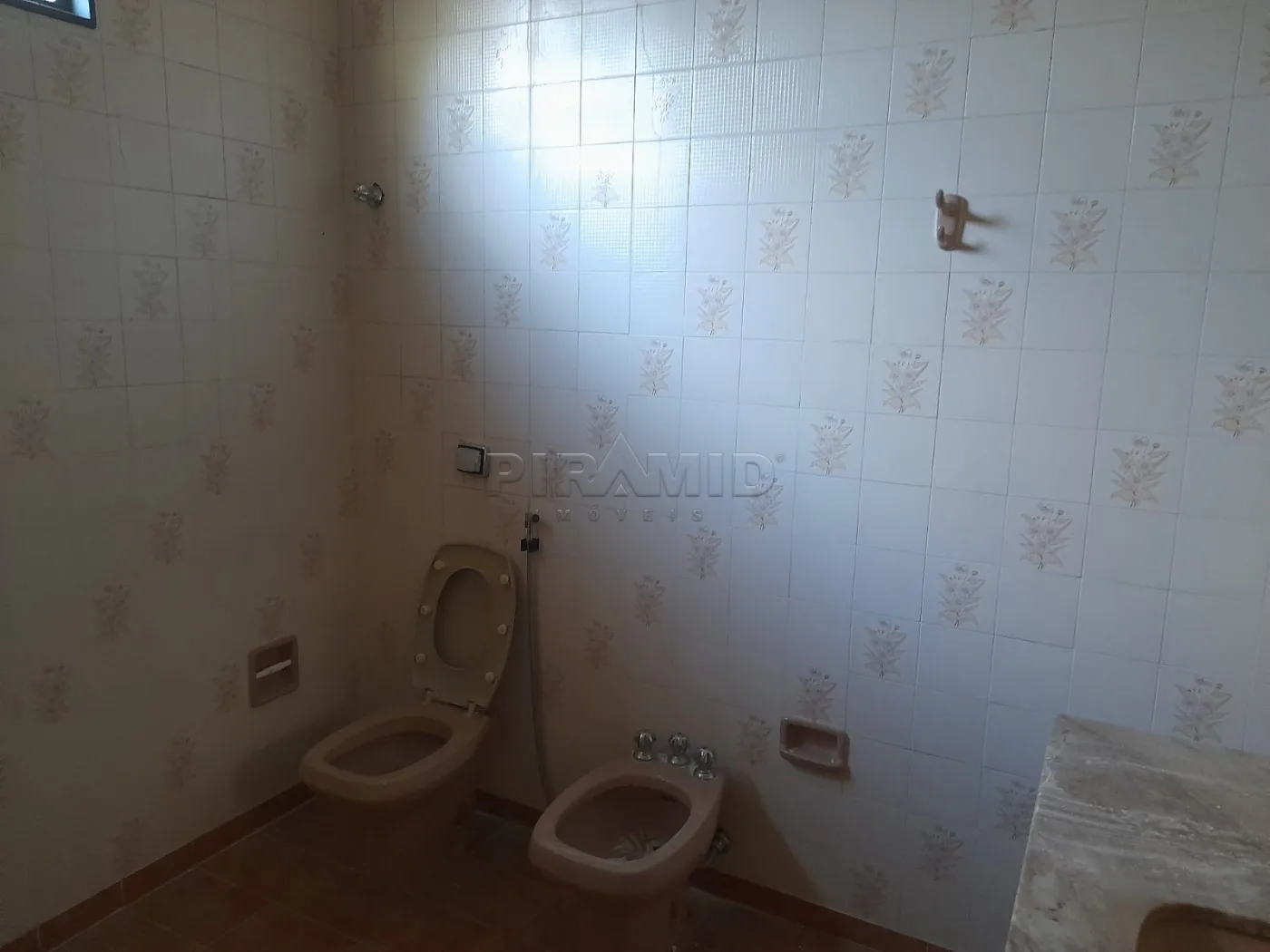 Alugar Casa / Padr&atilde;o em Ribeir&atilde;o Preto R$ 3.000,00 - Foto 19