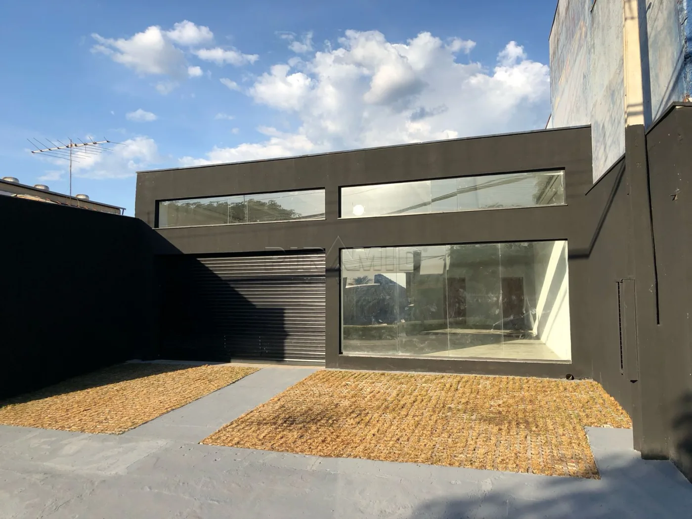 Alugar Comercial / Ponto Comercial em Ribeir&atilde;o Preto R$ 15.500,00 - Foto 1