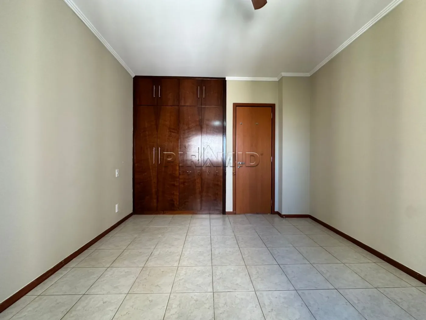 Alugar Apartamento / Padr&atilde;o em Ribeir&atilde;o Preto R$ 3.700,00 - Foto 11