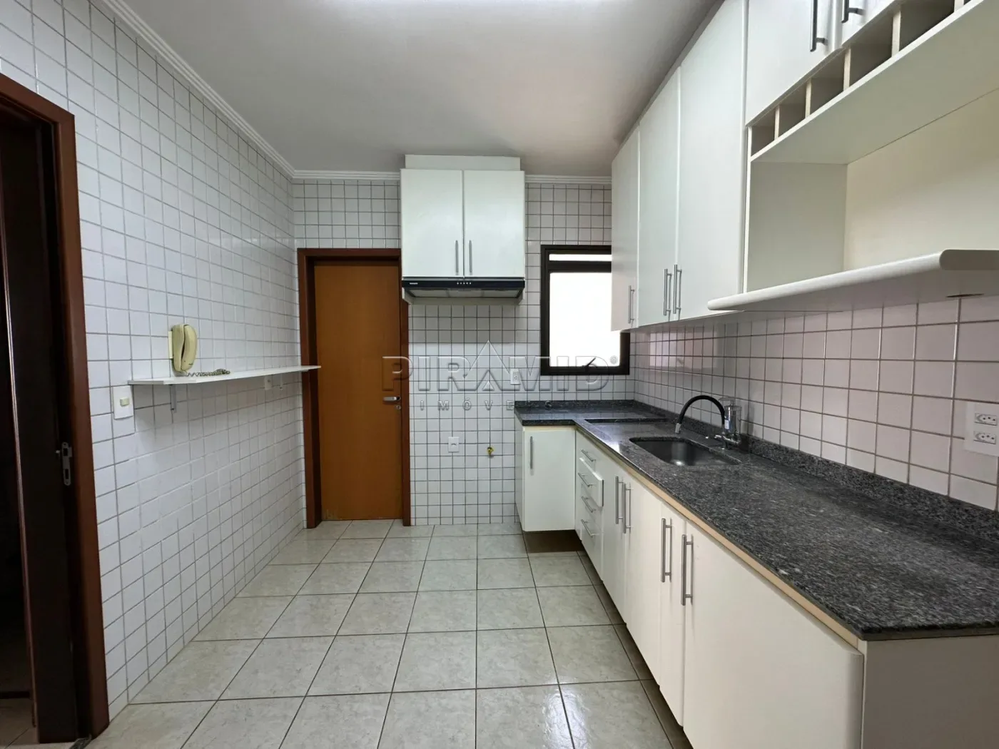 Alugar Apartamento / Padr&atilde;o em Ribeir&atilde;o Preto R$ 3.700,00 - Foto 17