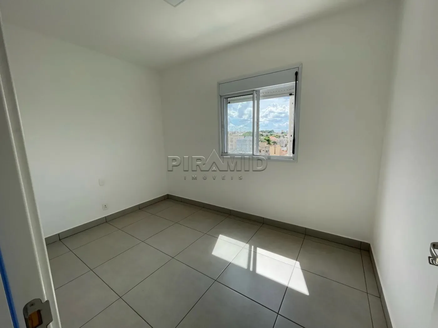 Comprar Apartamento / Padr&atilde;o em Ribeir&atilde;o Preto R$ 480.000,00 - Foto 5