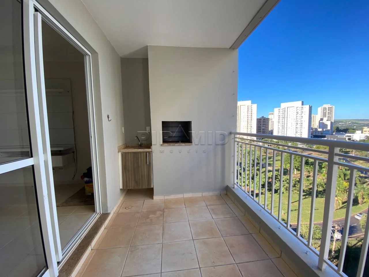 Alugar Apartamento / Padr&atilde;o em Ribeir&atilde;o Preto R$ 3.700,00 - Foto 4