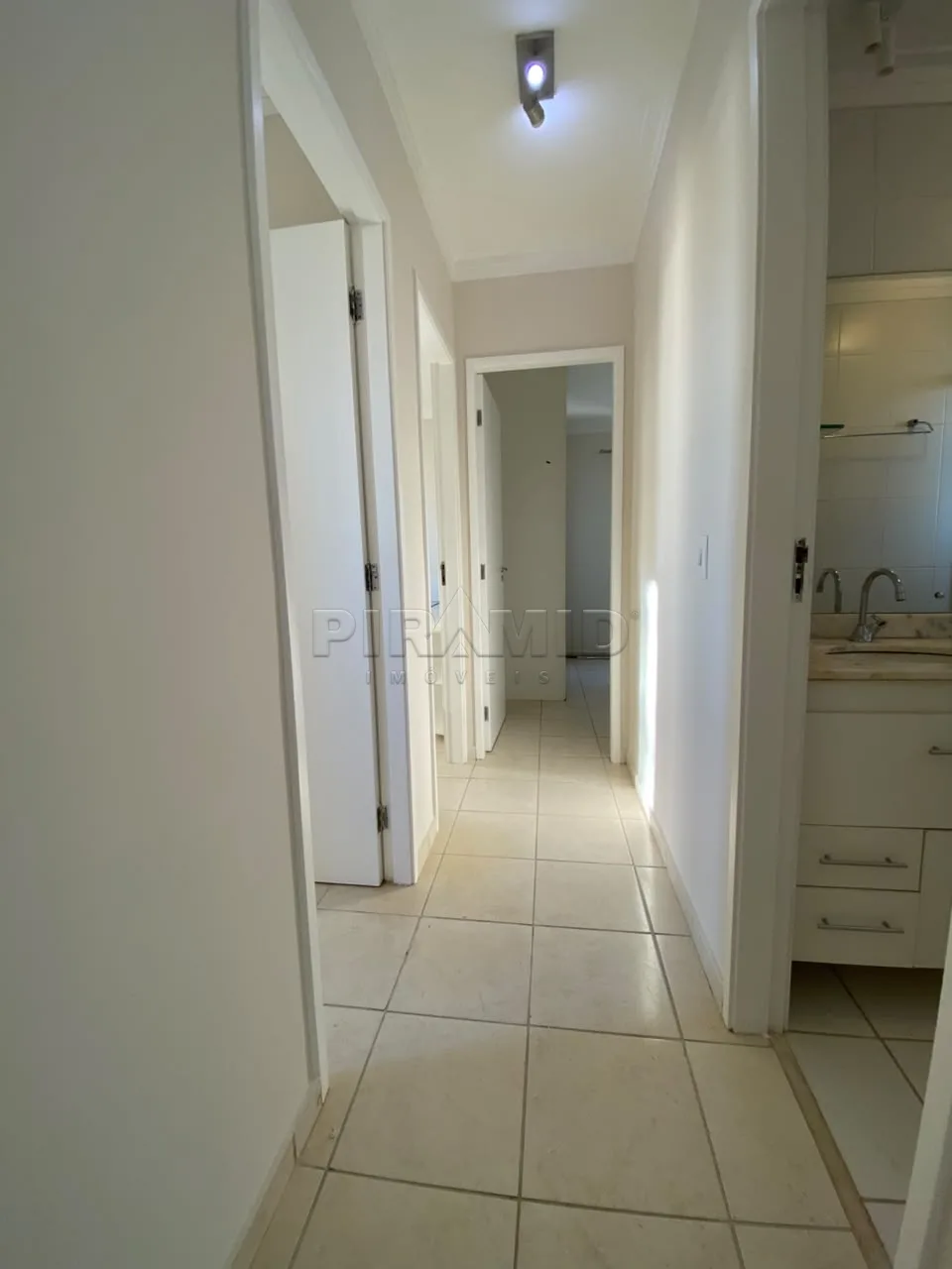 Alugar Apartamento / Padr&atilde;o em Ribeir&atilde;o Preto R$ 3.700,00 - Foto 12