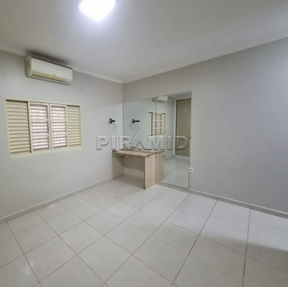 Alugar Casa / Padr&atilde;o em Ribeir&atilde;o Preto R$ 3.800,00 - Foto 3